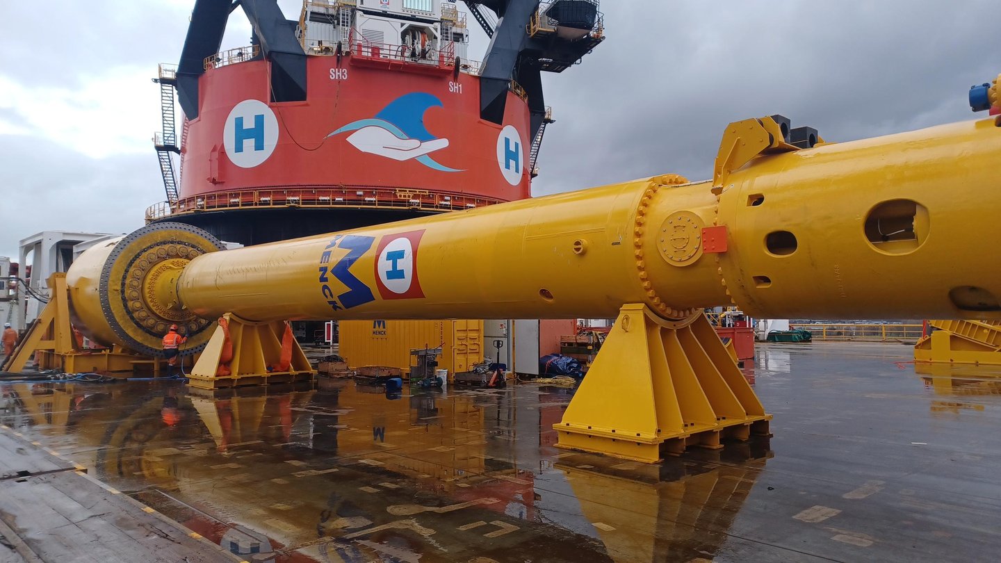 Heerema Receives First of Two MHU4400S Hydraulic Hammers From Acteon